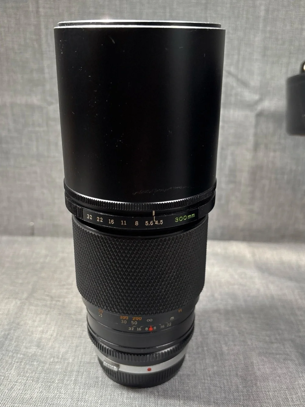 Olympus OM Systems 300mm Zuiko Auto T F4.5 Camera Lens Japan w Case